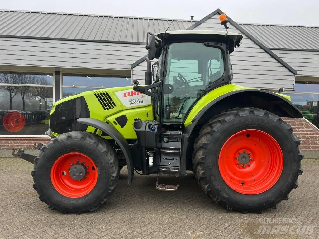CLAAS Axion 800 Cis Traktoriai
