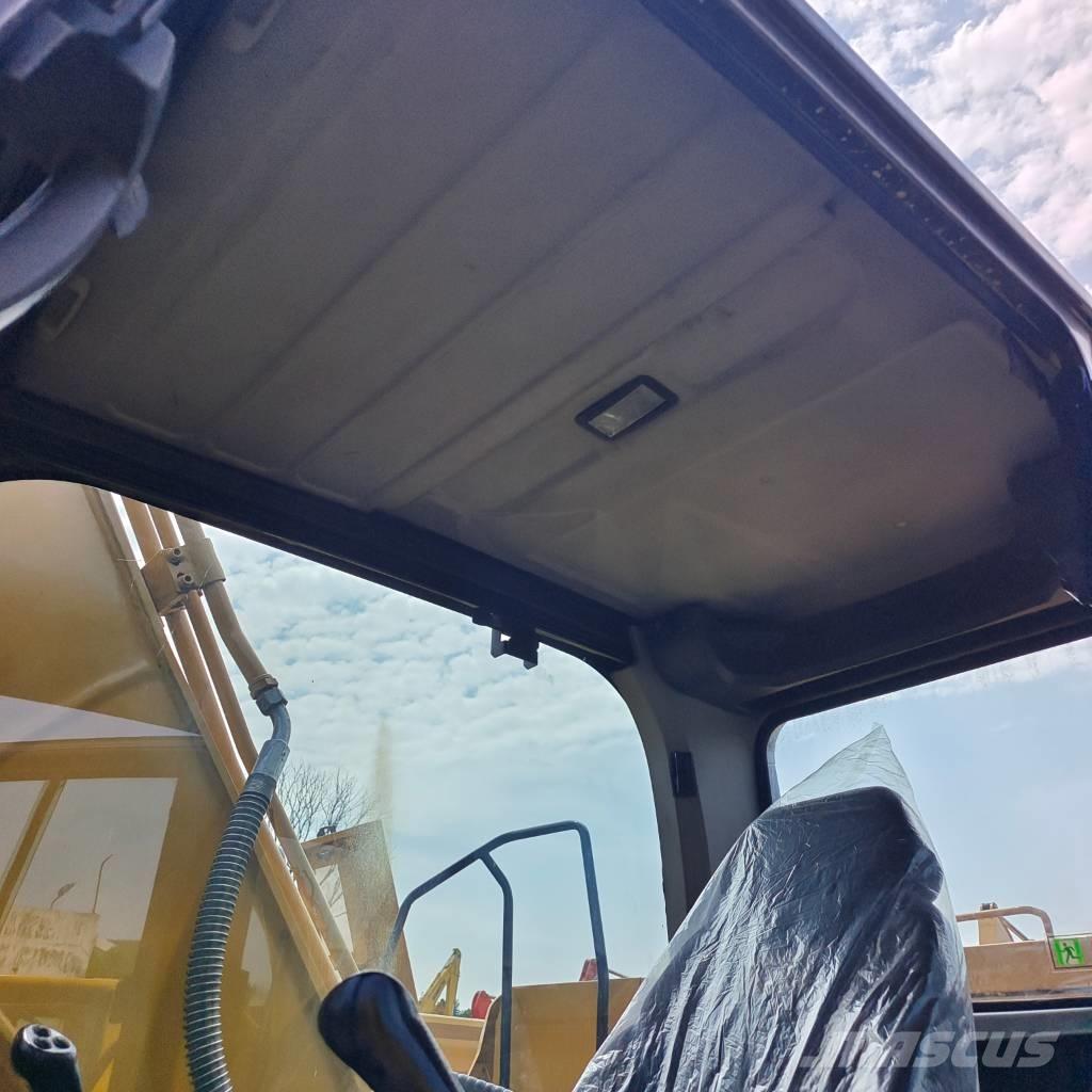 CAT 320 GC Vikšriniai ekskavatoriai