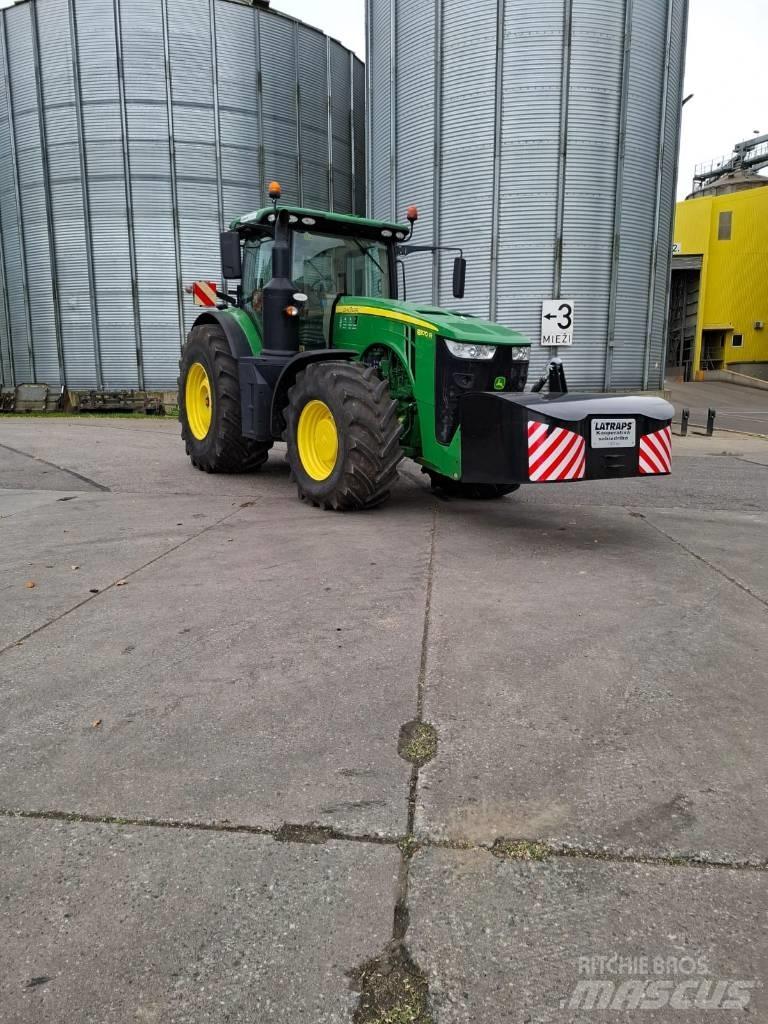 John Deere 8370 R Traktoriai