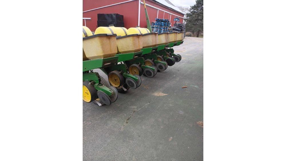 John Deere 7000 Sodinimo technika
