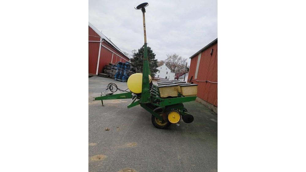 John Deere 7000 Sodinimo technika