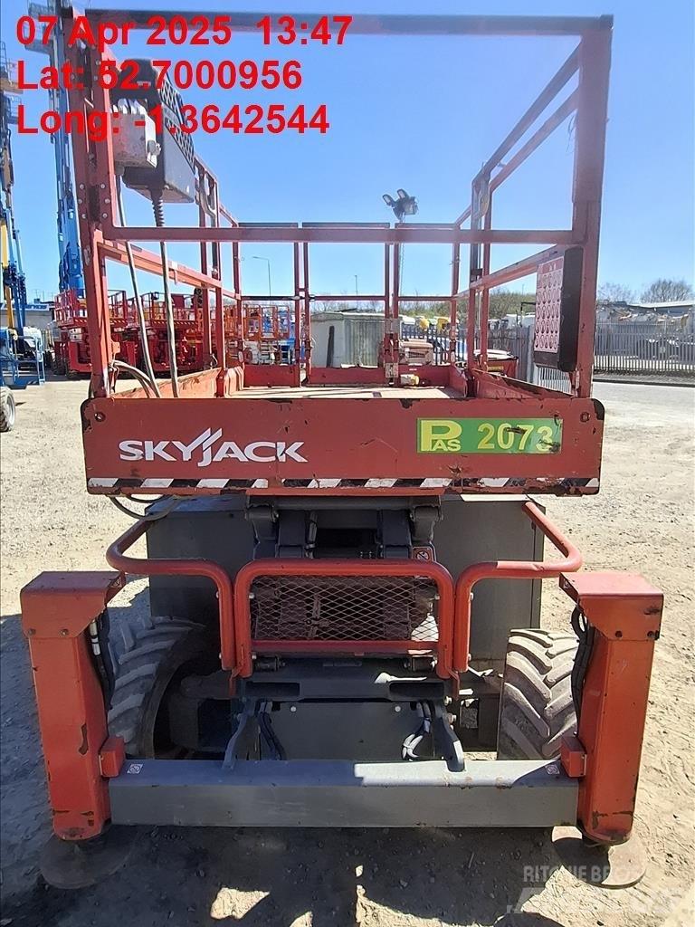 SkyJack SJ 6832 RT Žirkliniai keltuvai