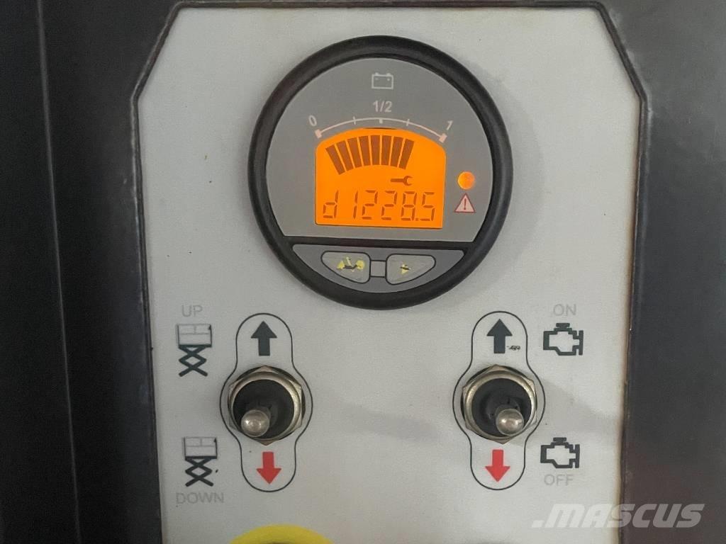 Almac 1090 BL EVO Žirkliniai keltuvai