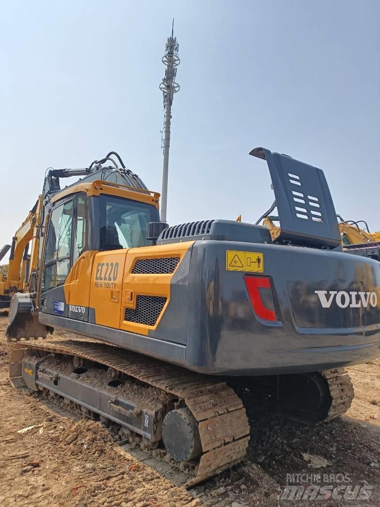 Volvo EC 220 Vikšriniai ekskavatoriai