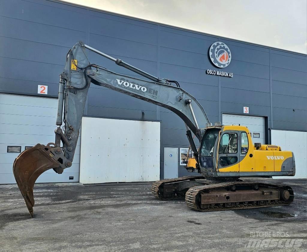 Volvo EC 240 LC Vikšriniai ekskavatoriai