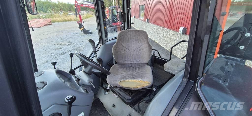 Valtra A 75 Traktoriai