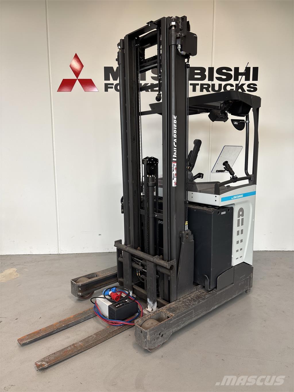 Atlet UMS160 Šakiniai krautuvai su prailgintu keltuvu