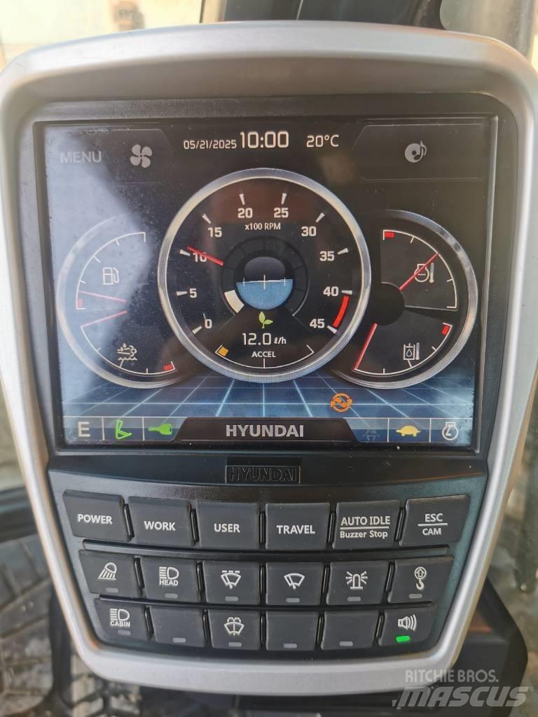 Hyundai HX 260 NL Vikšriniai ekskavatoriai