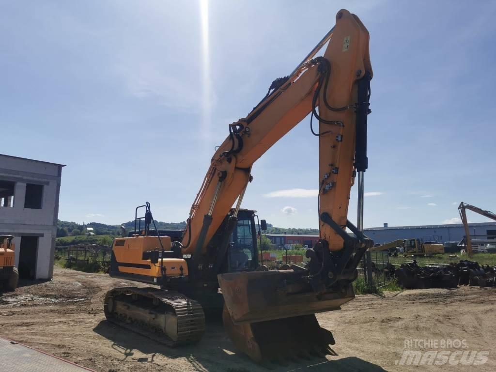 Hyundai HX 260 NL Vikšriniai ekskavatoriai