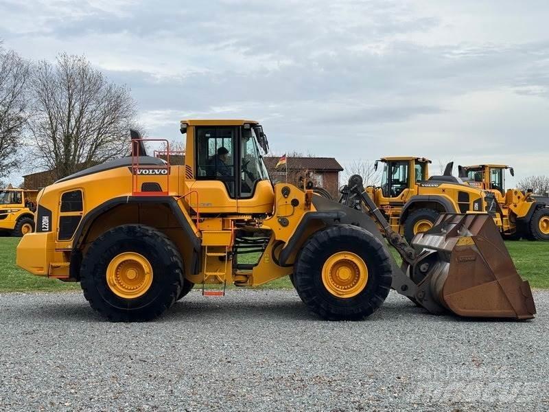 Volvo L 220 H Naudoti ratiniai krautuvai