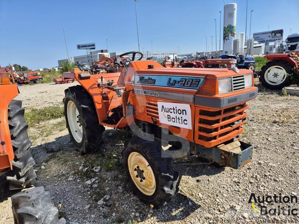 Kubota L1-205D Traktoriai