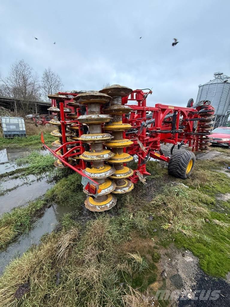 Väderstad Topdown400 Kultivatoriai