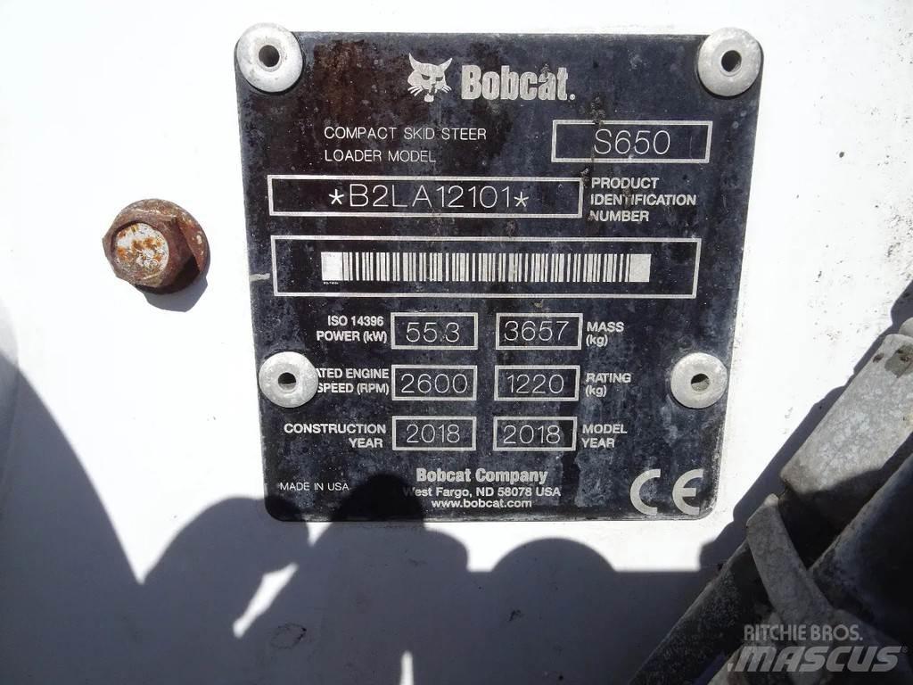 Bobcat S650 Krautuvai su šoniniu pasukimu