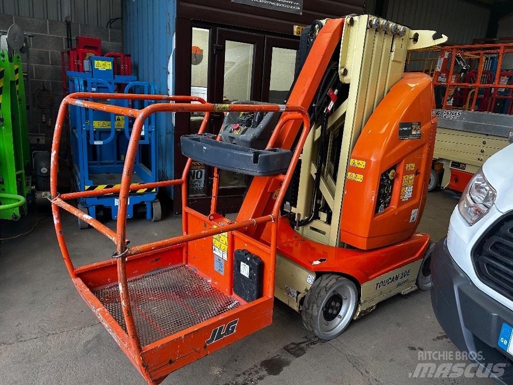 JLG Toucan 10 E Vertikalūs stiebiniai keltuvai