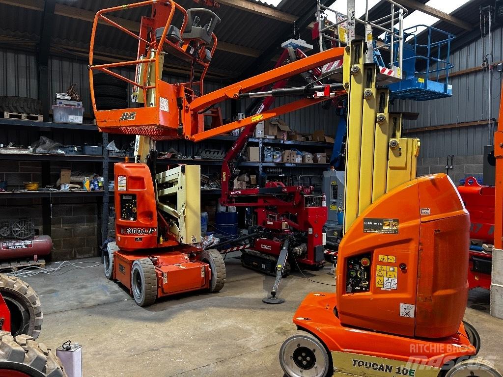 JLG Toucan 10 E Vertikalūs stiebiniai keltuvai