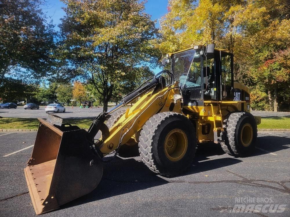CAT 930 G Naudoti ratiniai krautuvai