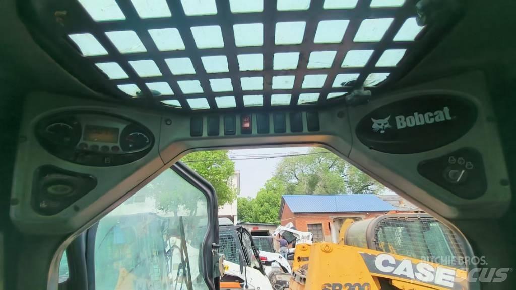 Bobcat S 185 Krautuvai su šoniniu pasukimu