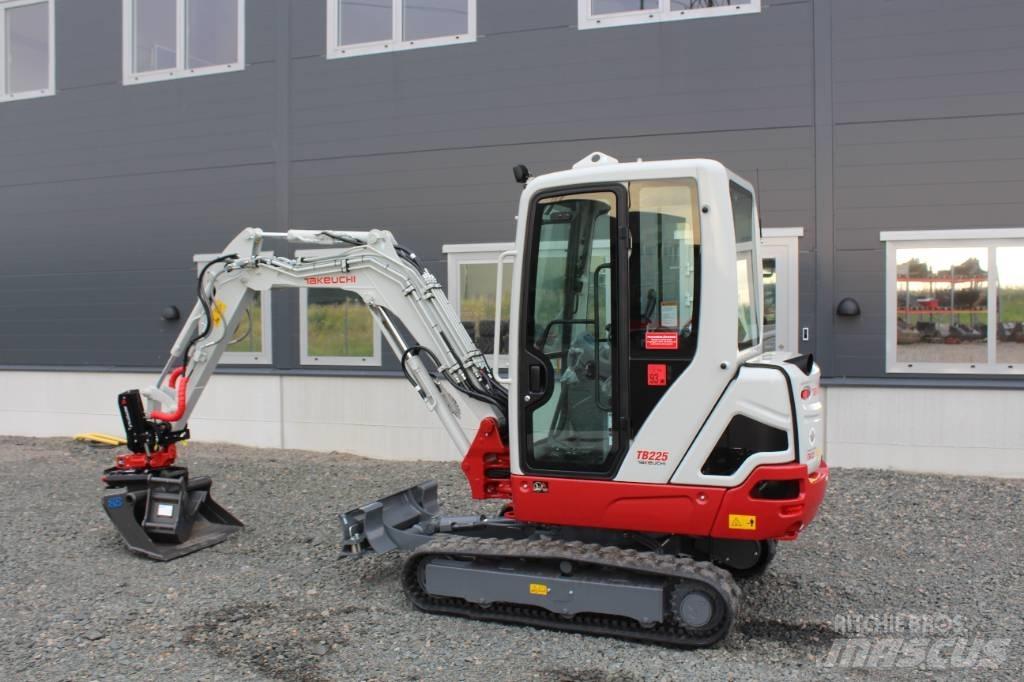 Takeuchi TB 225 Mini ekskavatoriai < 7 t