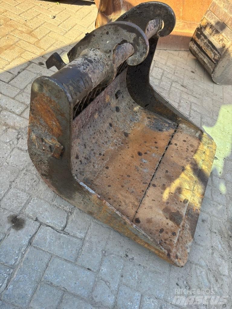 CAT 308 E 2 CR Vidutinės galios ekskavatoriai 7-12 t