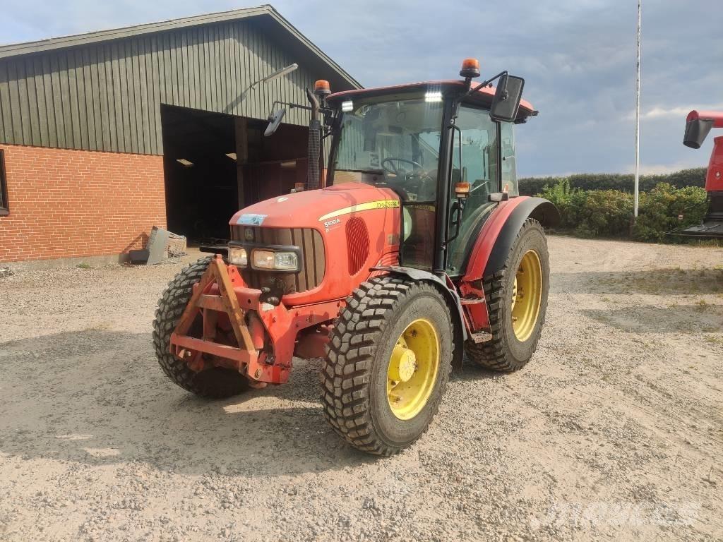John Deere 5100 R Traktoriai