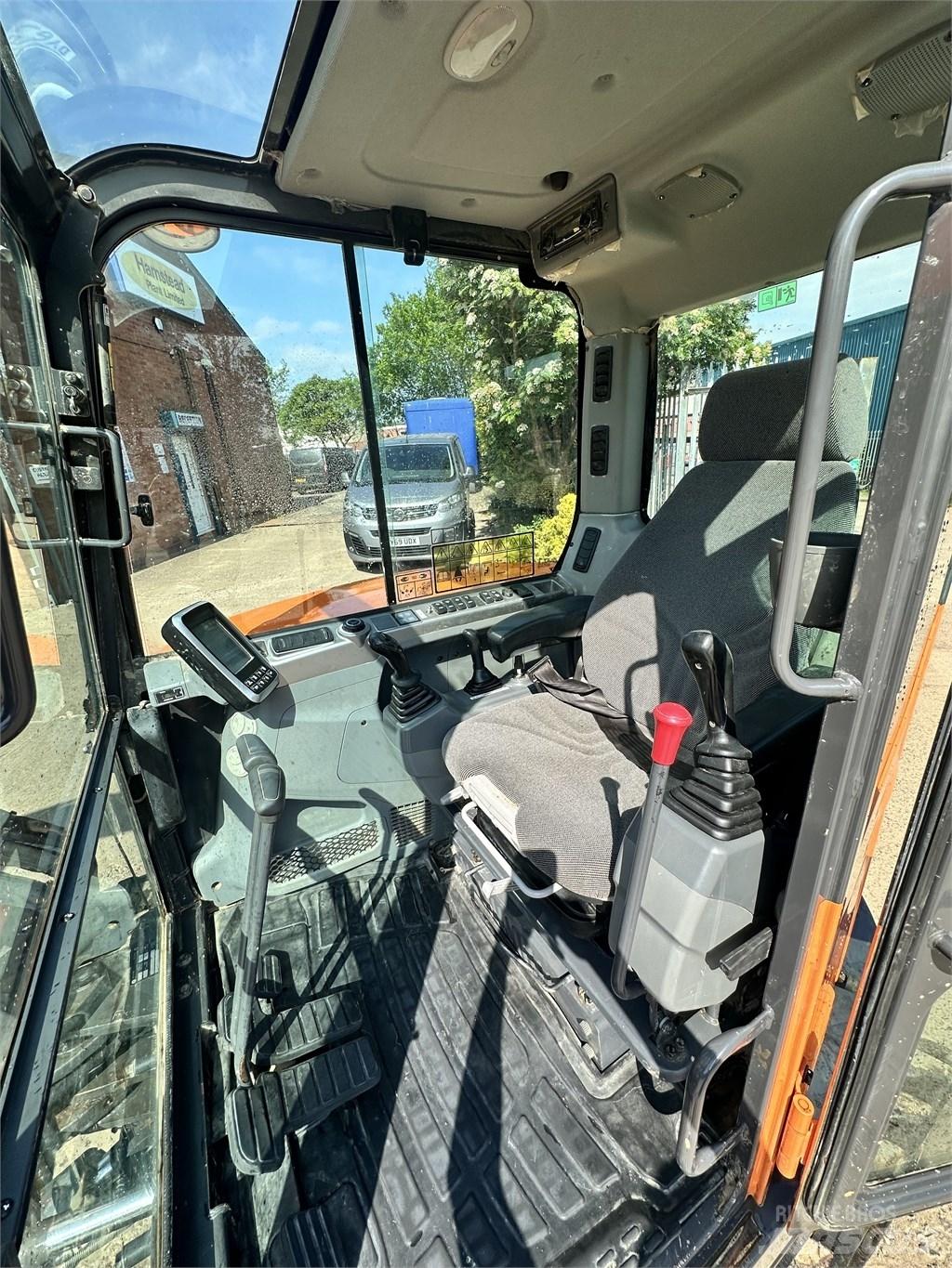 Doosan DX 63-3 Mini ekskavatoriai < 7 t