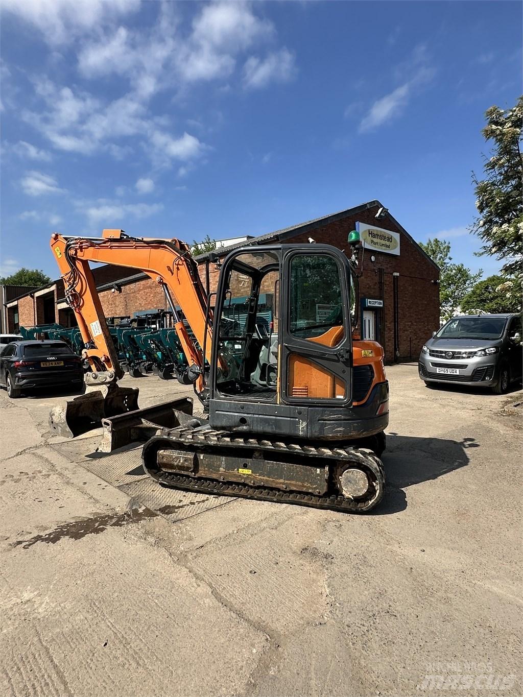 Doosan DX 63-3 Mini ekskavatoriai < 7 t