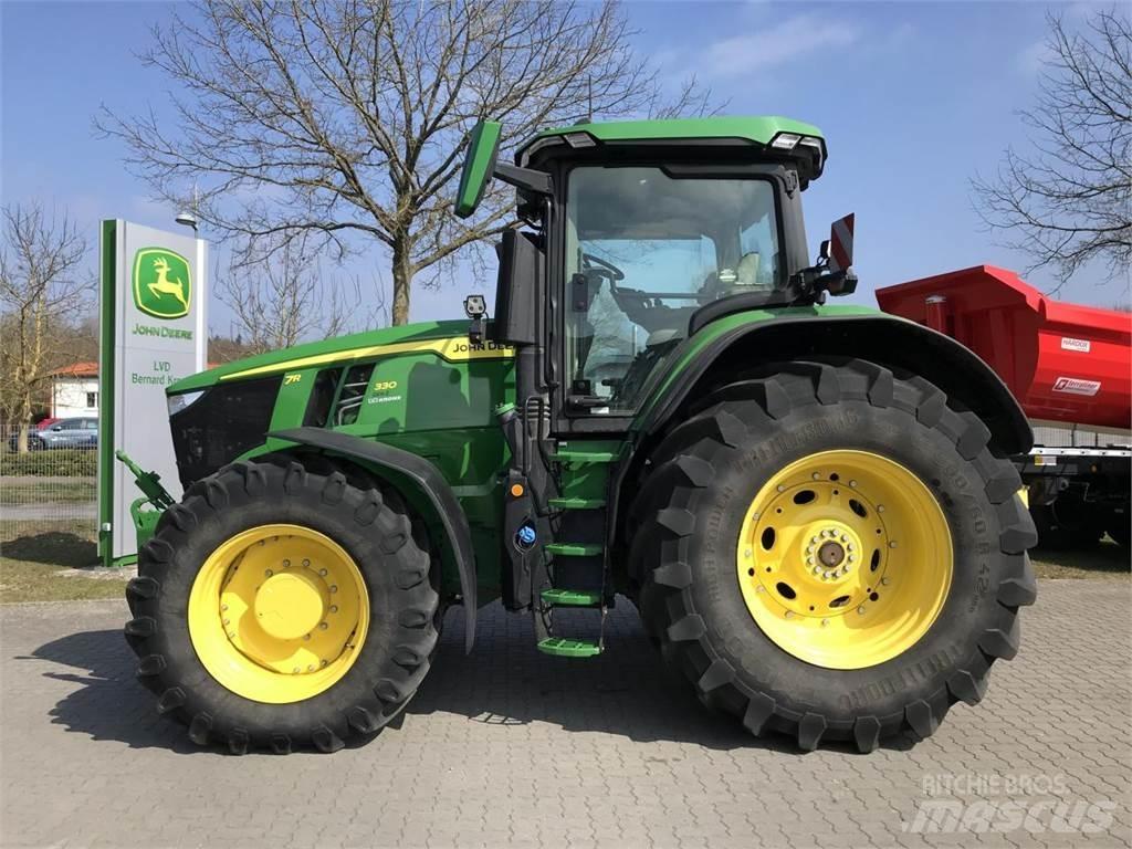 John Deere 7R 330 Traktoriai
