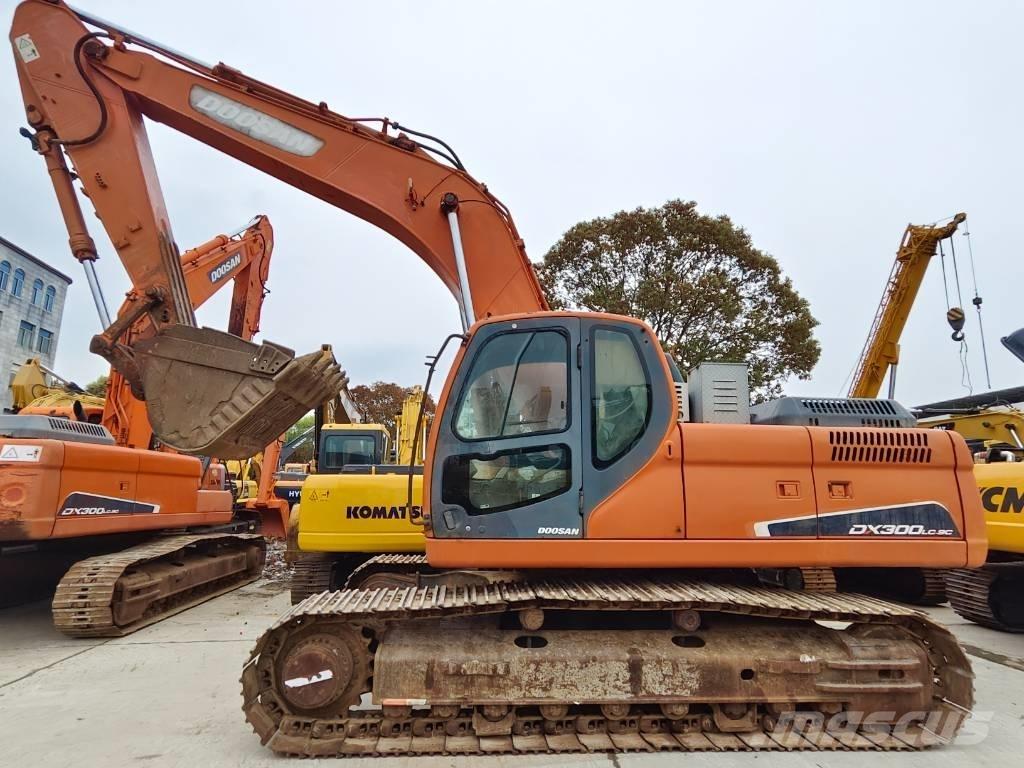 Doosan DX 300 LC Vikšriniai ekskavatoriai