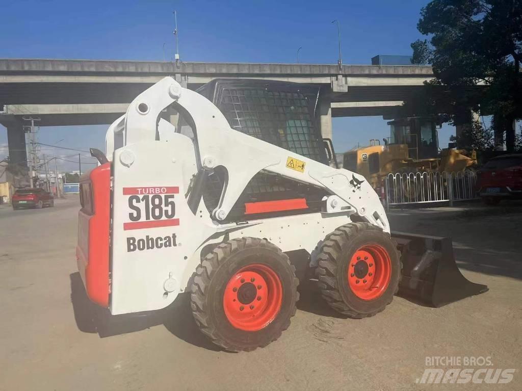 Bobcat S 185 Krautuvai su šoniniu pasukimu