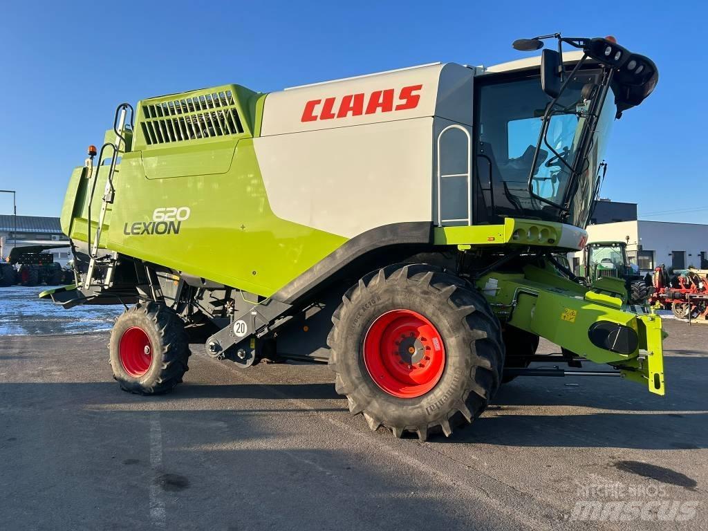 CLAAS Lexion 620 Derliaus nuėmimo kombainai