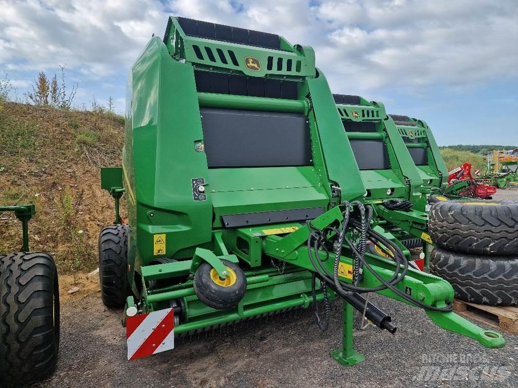 John Deere V461M Ritinių presai