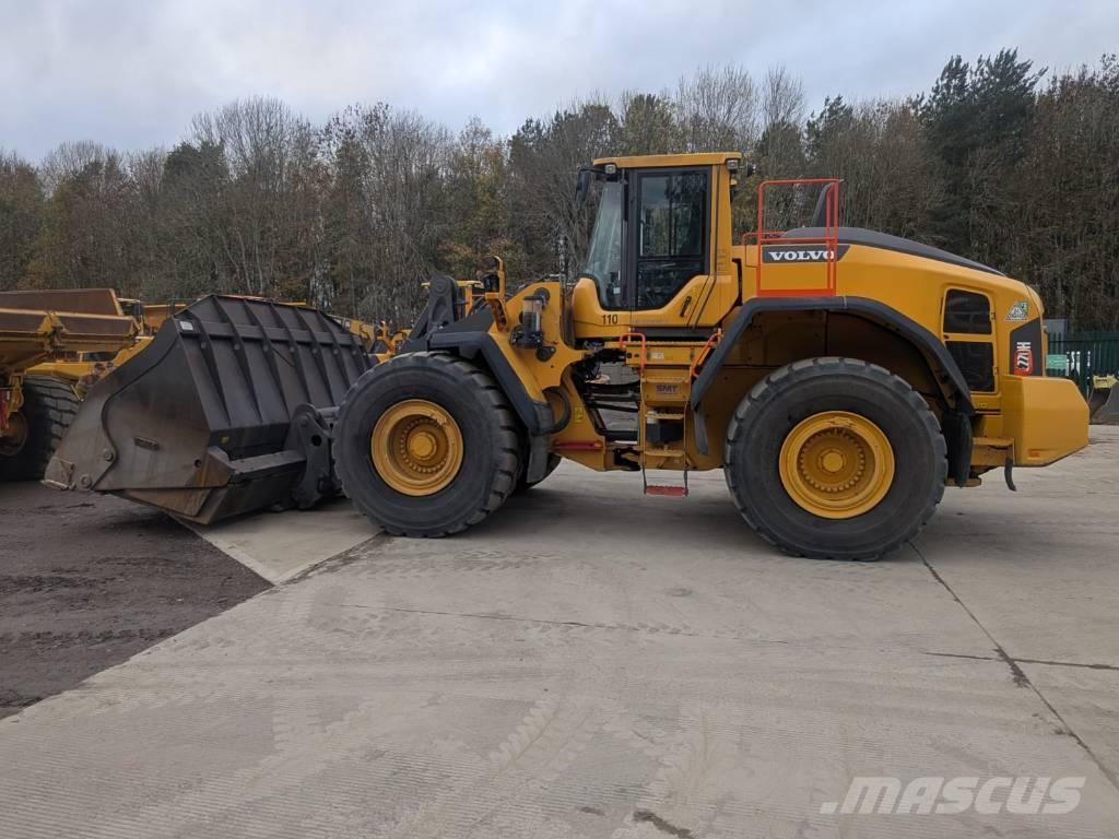 Volvo L 220 H Naudoti ratiniai krautuvai