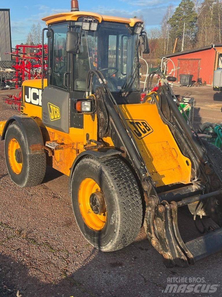 JCB 411 HT Naudoti ratiniai krautuvai