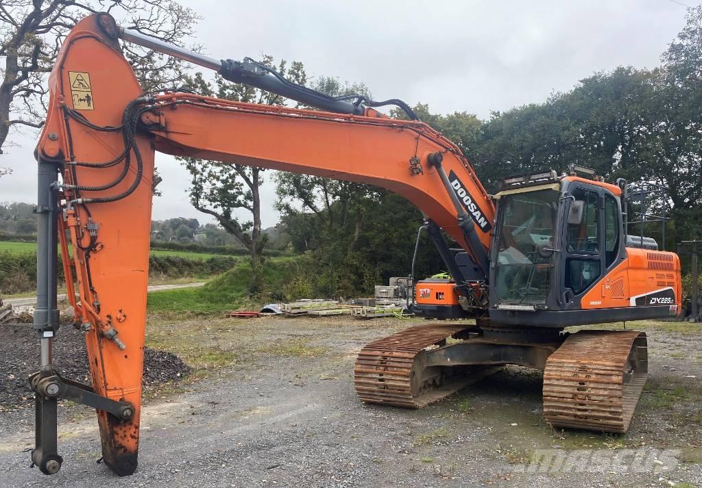 Doosan DX 225 LC Vikšriniai ekskavatoriai
