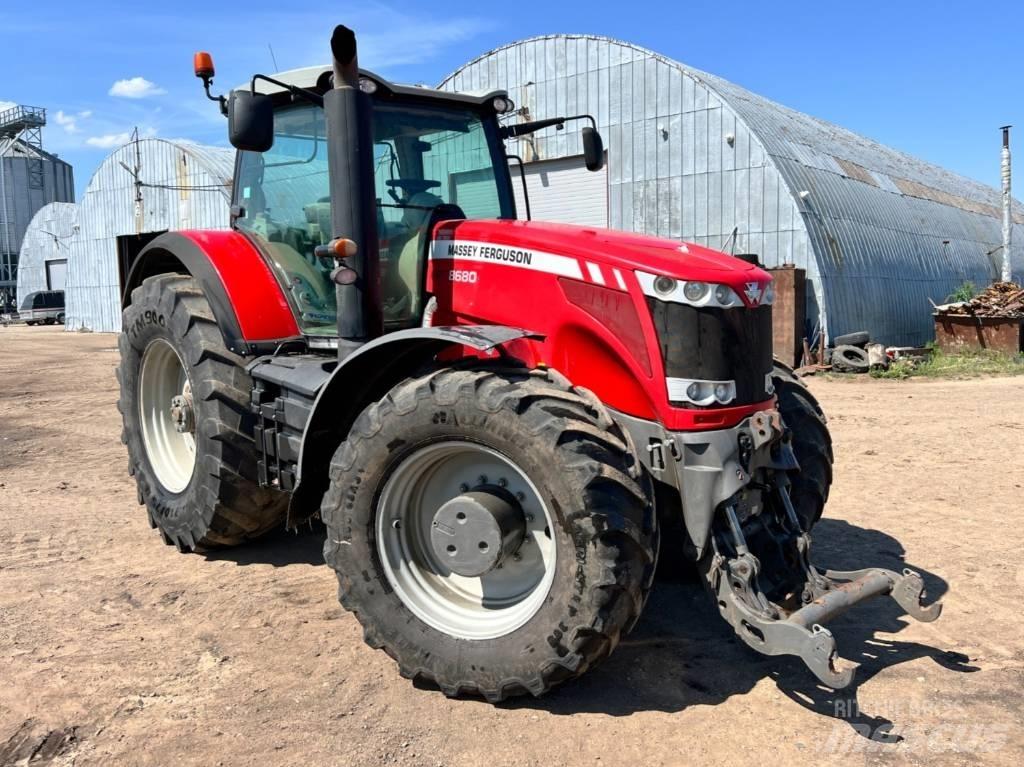 Massey Ferguson 8680 Traktoriai