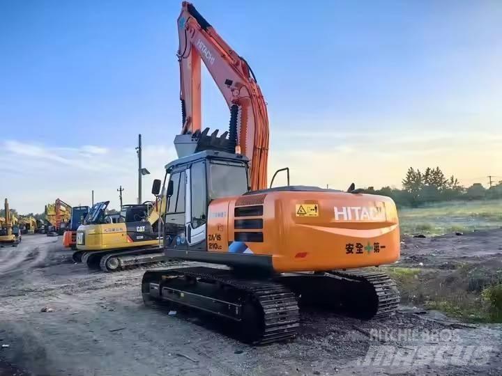 Hitachi ZX210 Vikšriniai ekskavatoriai