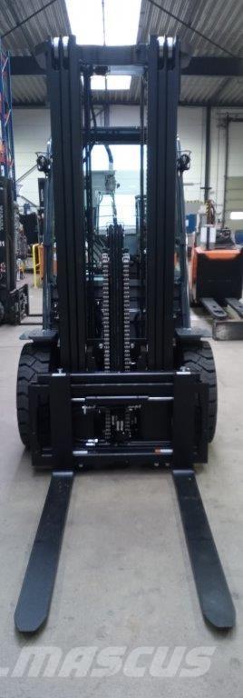 Toyota 52-8FDJF35 Dyzeliniai krautuvai