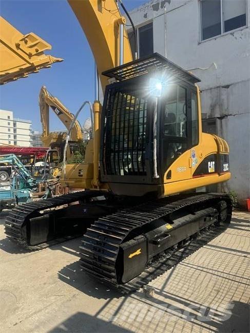 CAT 320 C L Vikšriniai ekskavatoriai