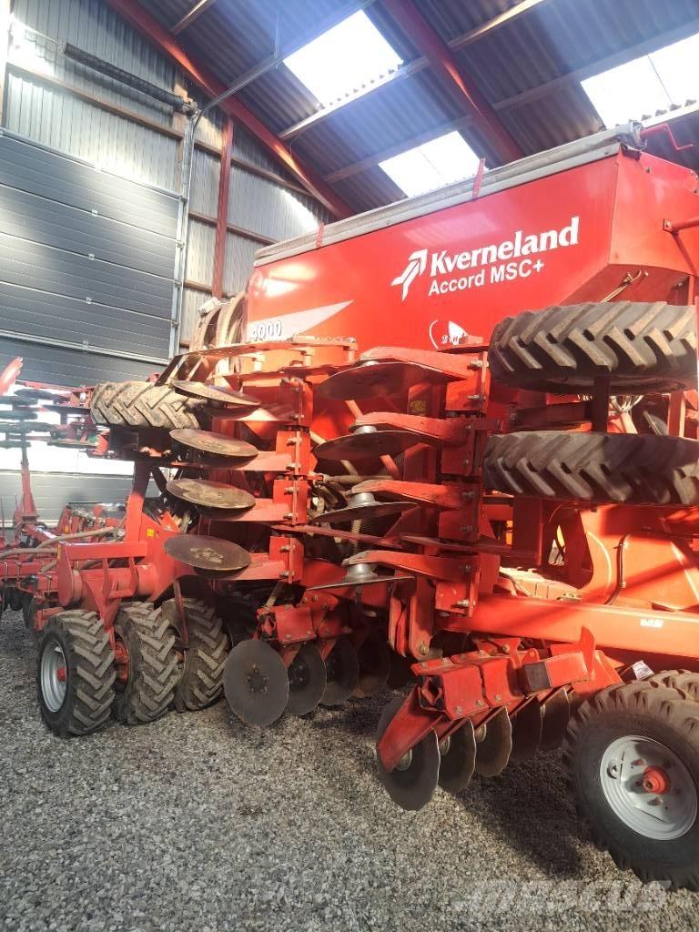  Såmaskine Kverneland Sėjamieji kombainai
