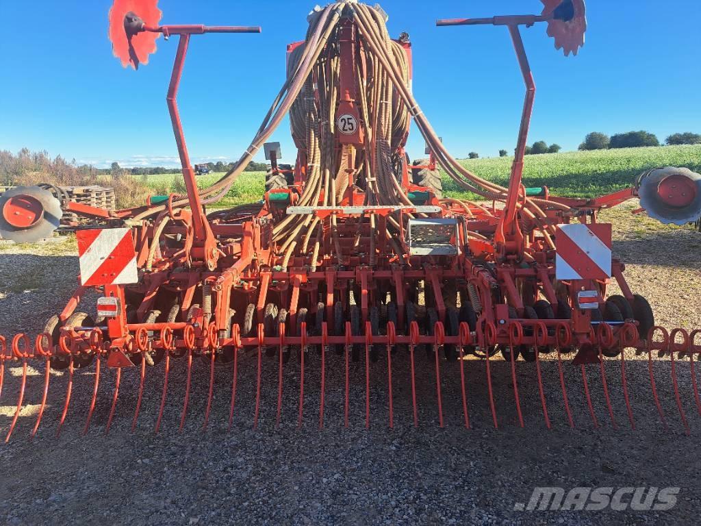  Såmaskine Kverneland Sėjamieji kombainai