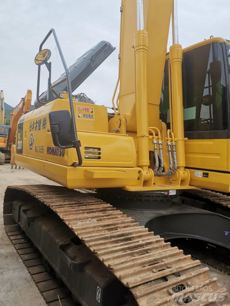 Komatsu PC 200 LC-8 Vikšriniai ekskavatoriai