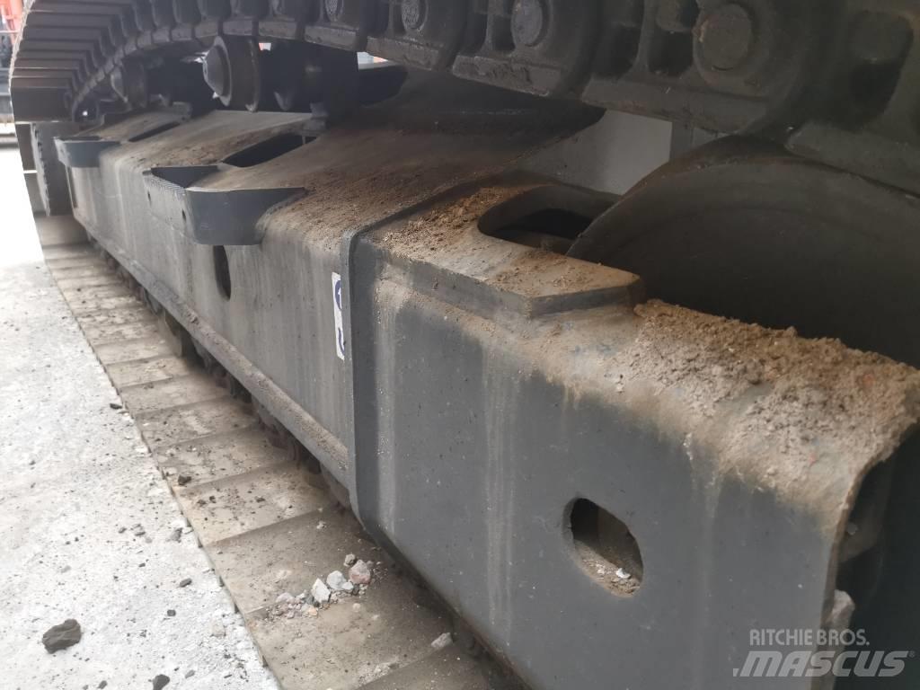 Komatsu PC 200 LC-8 Vikšriniai ekskavatoriai