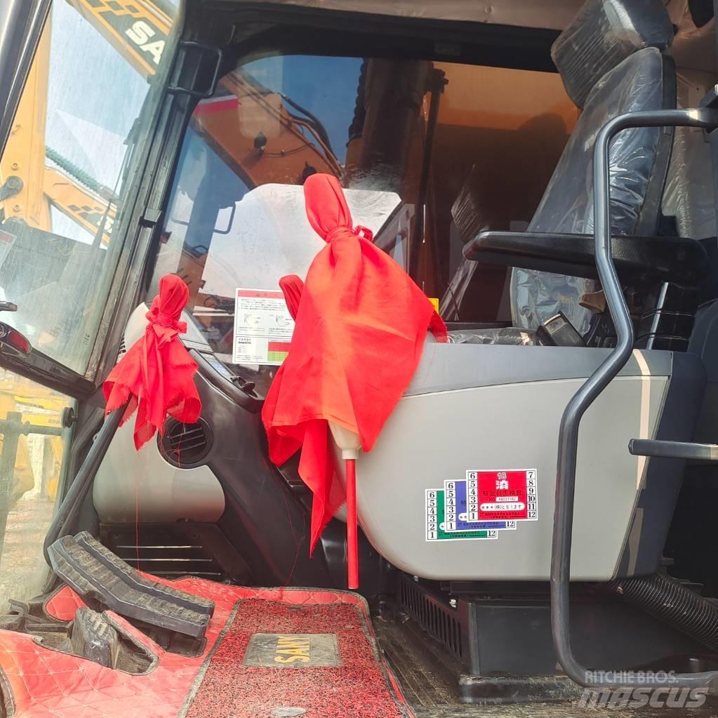 Komatsu PC 200-8 Vikšriniai ekskavatoriai