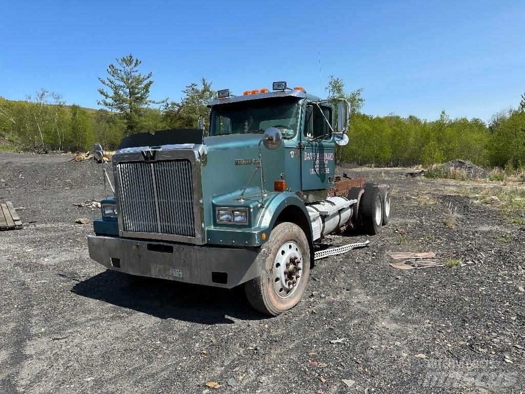 Western Star 4964FX Naudoti vilkikai