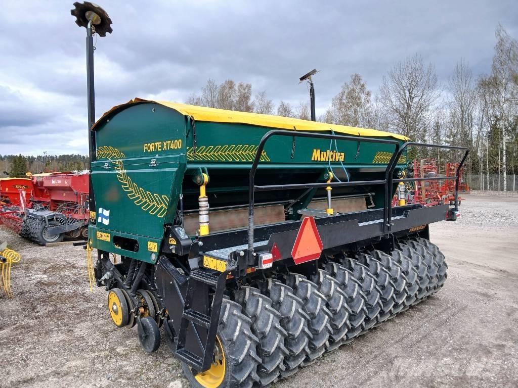 Multiva XT 400 Sėjamieji kombainai