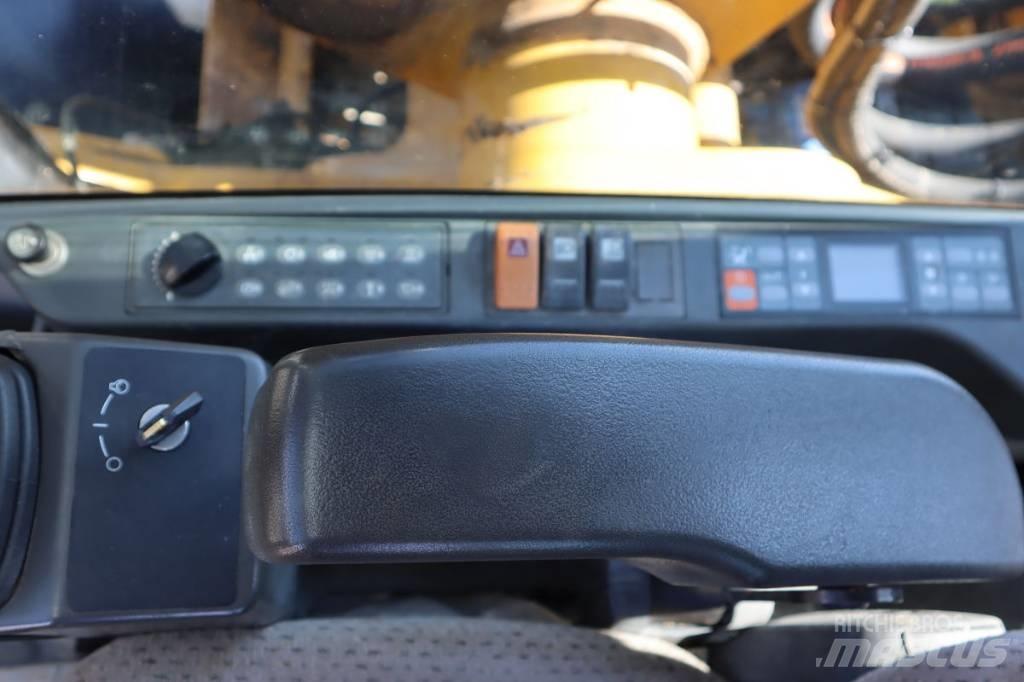 CAT M 322 D Ratiniai ekskavatoriai