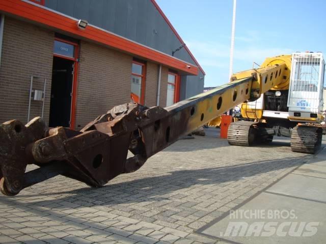 EWK TR2212LC Specialūs ekskavatoriai