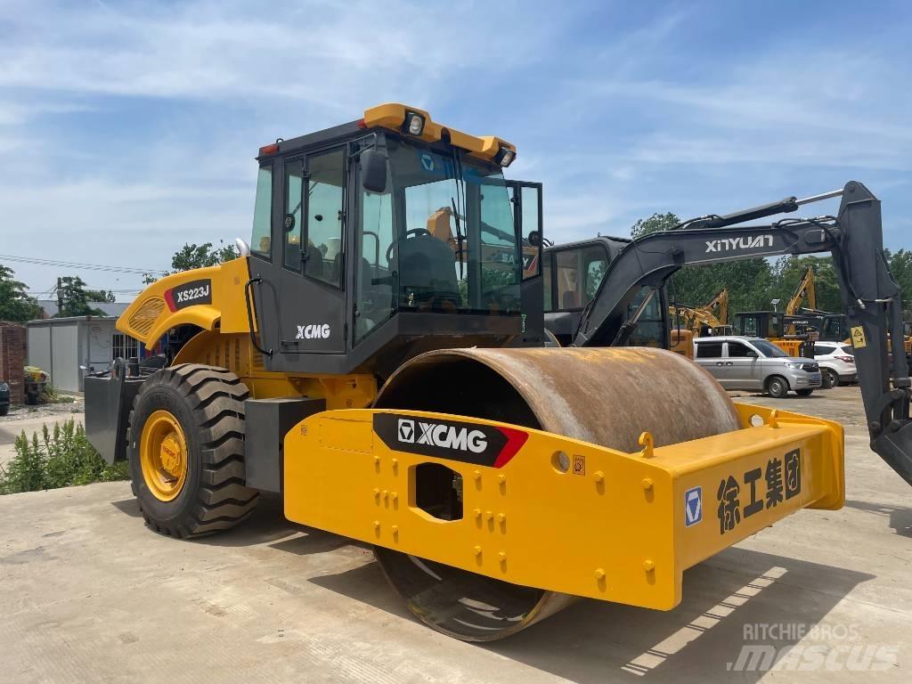 XCMG XS 223 J Vieno būgno volai