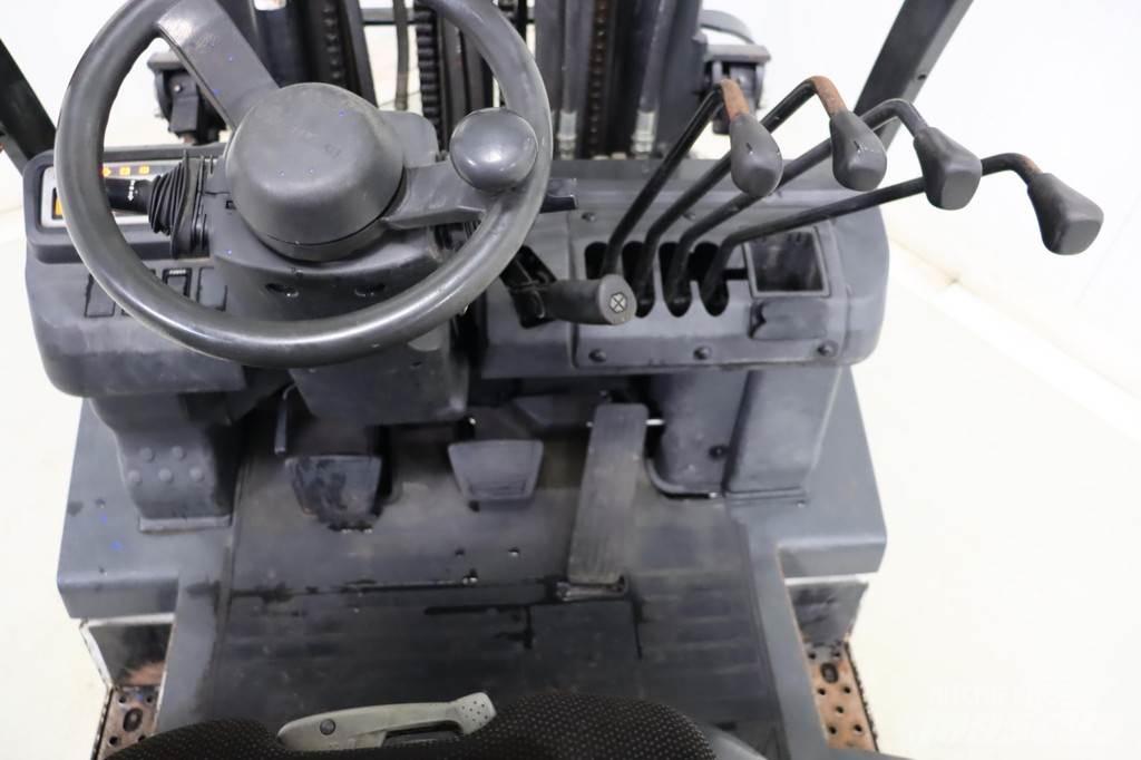 Nissan U1D2A20LQ LPG (dujiniai) krautuvai