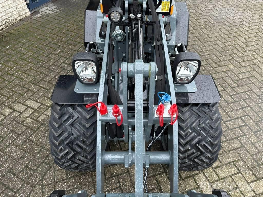 Giant G1500L Xtra Mini krautuvai